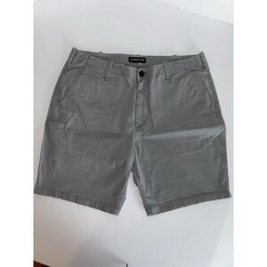 Express Men's Shorts, Size 32, Regular Fit, Flat Front, Gray‎